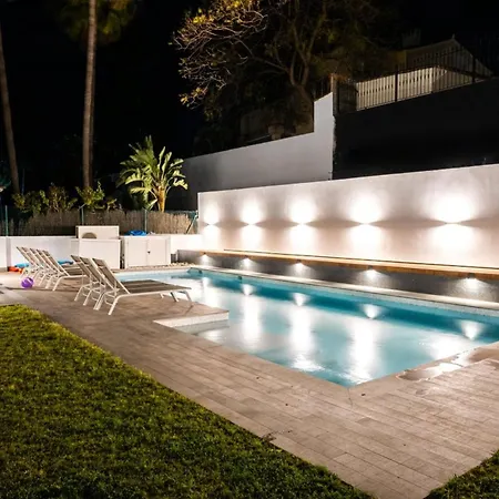 New Zacaluca Pool Sauna & Gym *