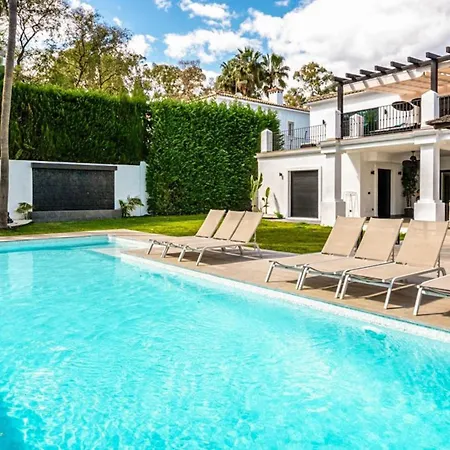Zacaluca Pool Whirlpool Sauna&gym Villa Marbella